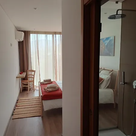 Κατάλυμα σε φάρμα Quinta Do Tojo *