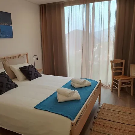 Κατάλυμα σε φάρμα Quinta Do Tojo *